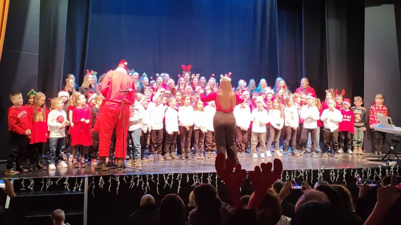 Novogodišnji koncert Fakulteta za...