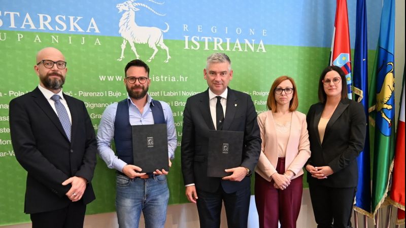 Potpisan sporazum o stručnoj praksi u...